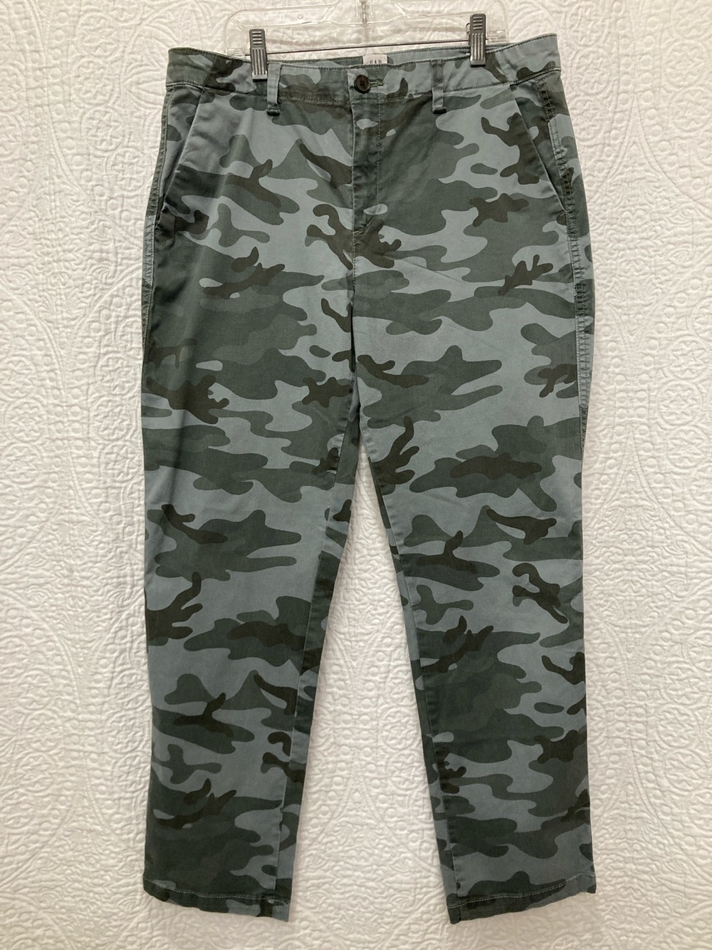 Gap Girlfriend Khaki Camo Twill Pants sz 10
